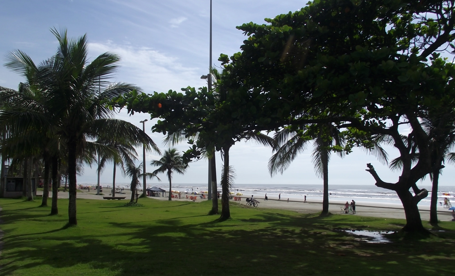 praia da orla vista pelo calçadão